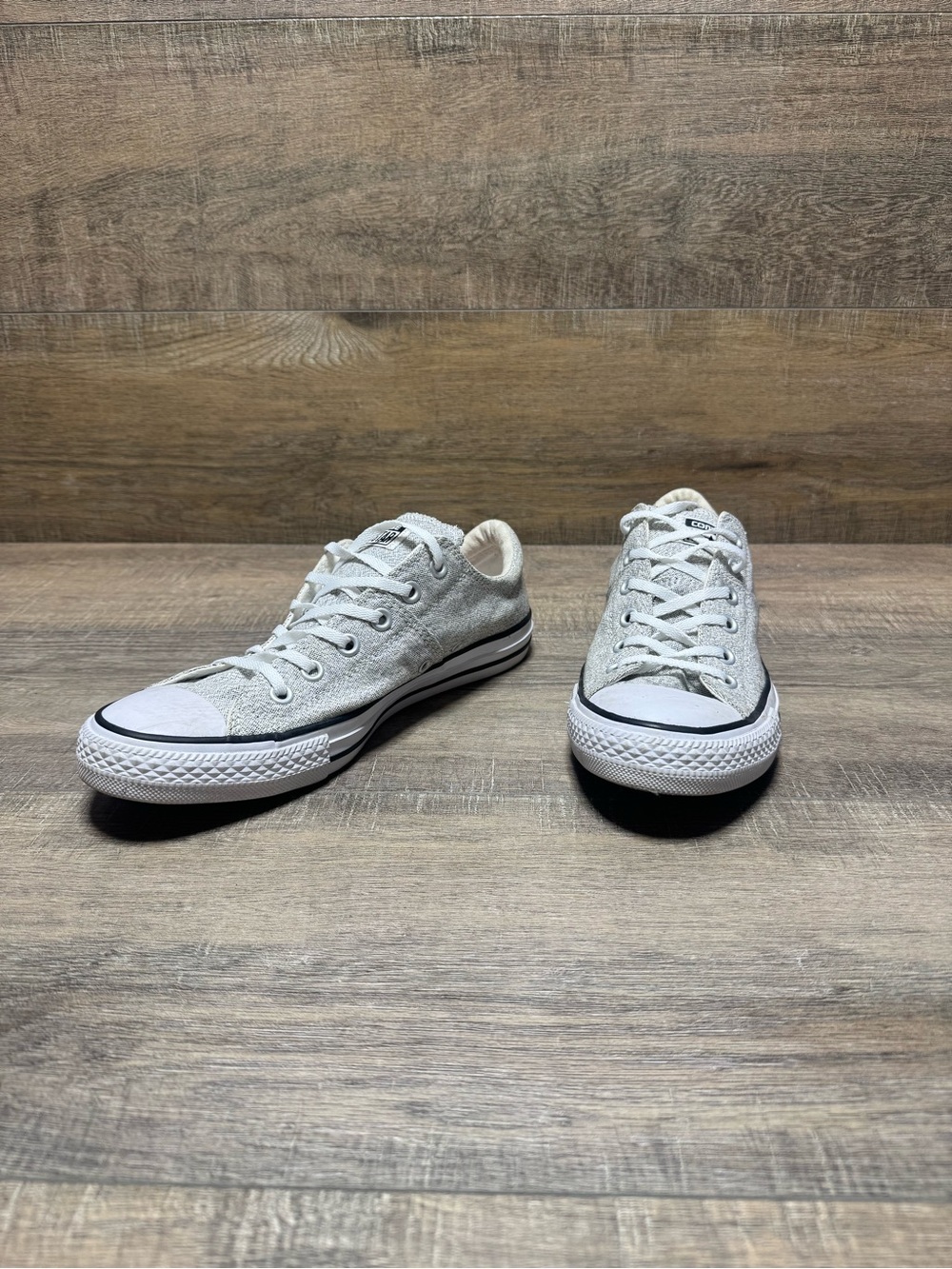 Converse Gray Low-Top Canvas Sneakers Women's Size 10